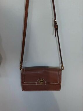 NWOT Fossil Ainsley Classic Brown Leather Crossbody Bag